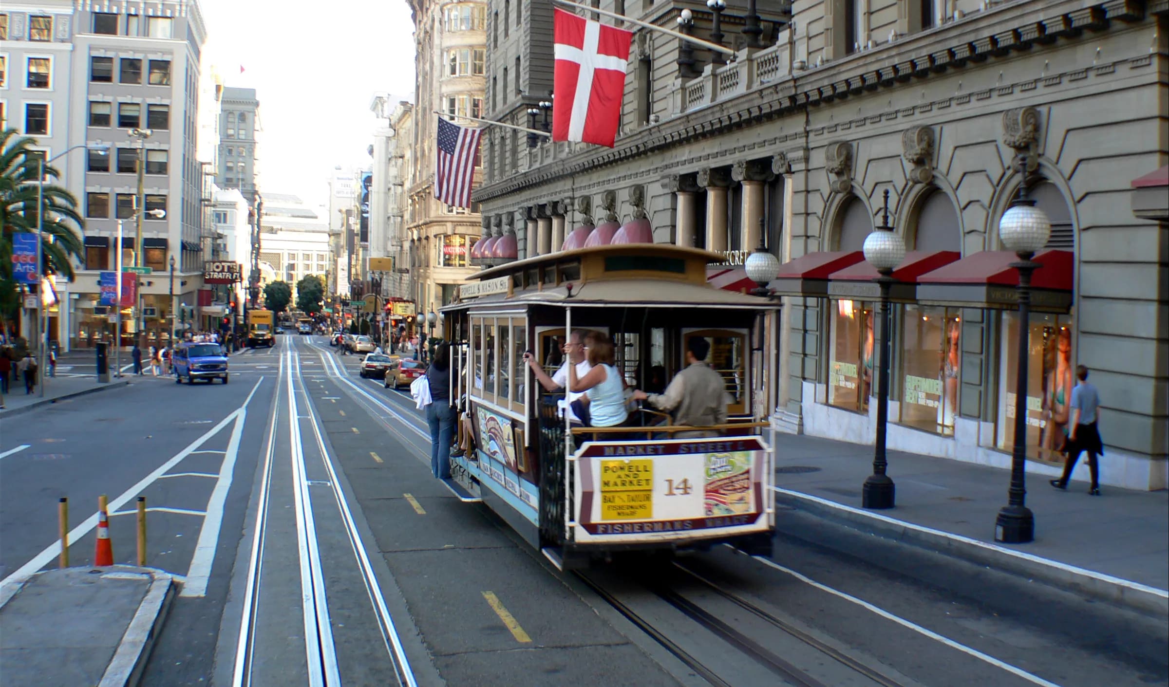 Powell Street — the cable-car turnaround is the most photographed queue in the city, and the one to avoid.