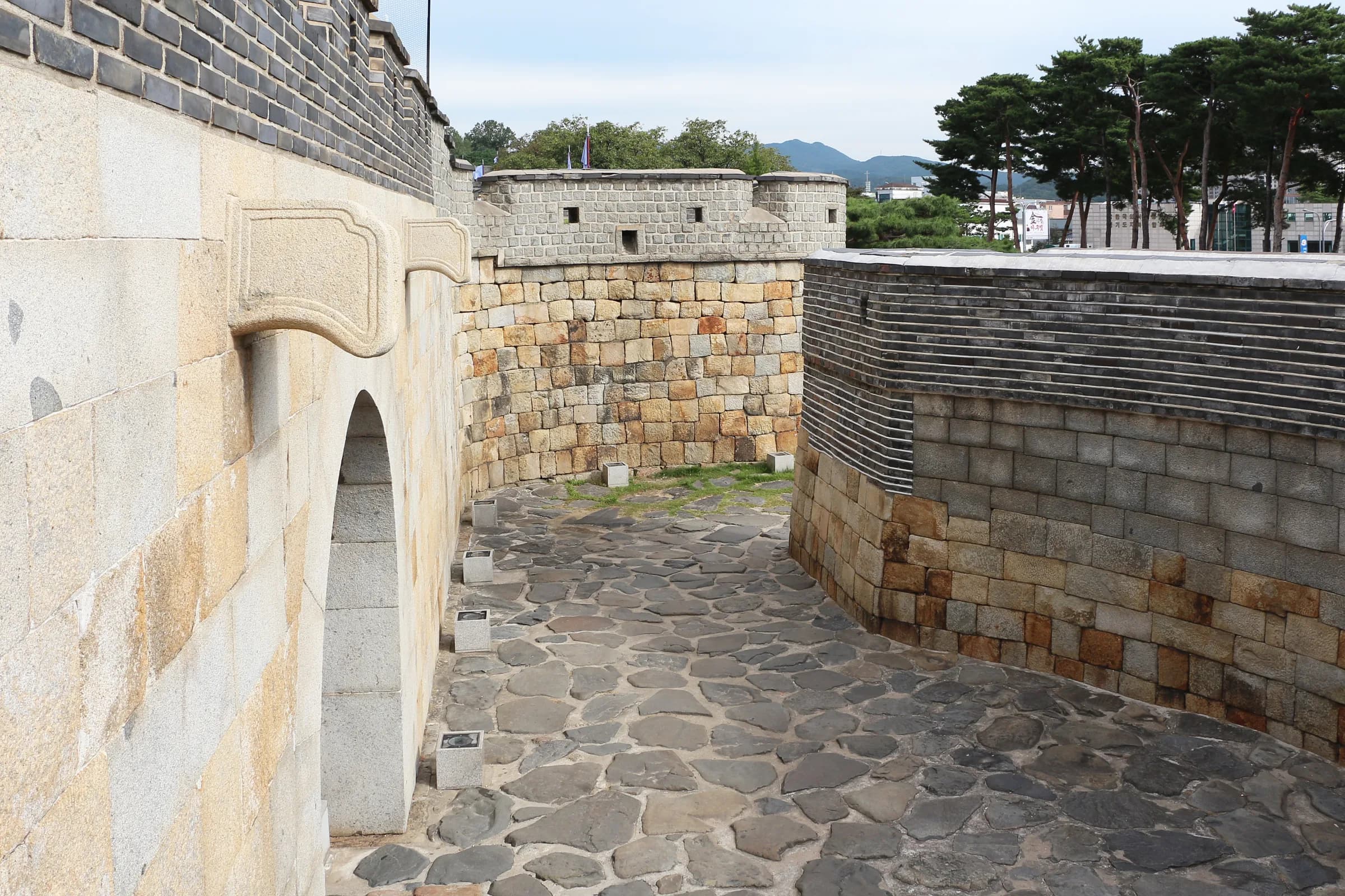 Hwaseong Fortress, Suwon
